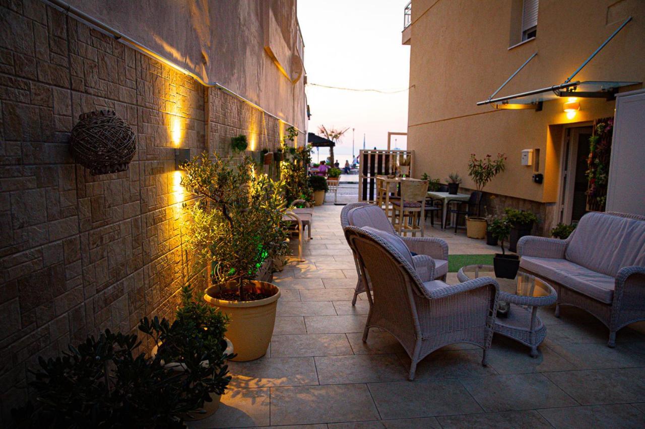 Luxury Plateia Apartment