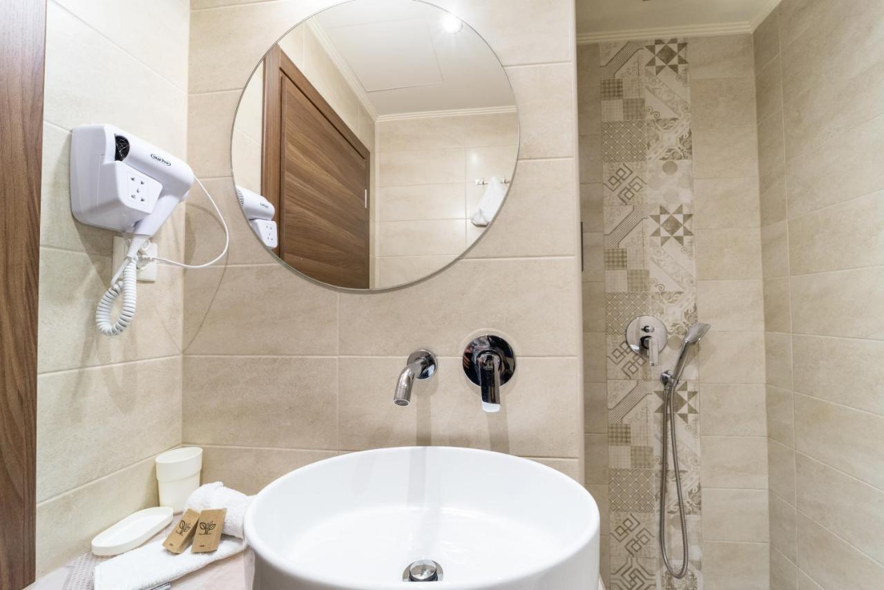 Luxury Plateia Apartment *