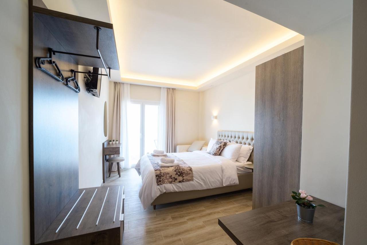 Luxury Plateia Apartment
