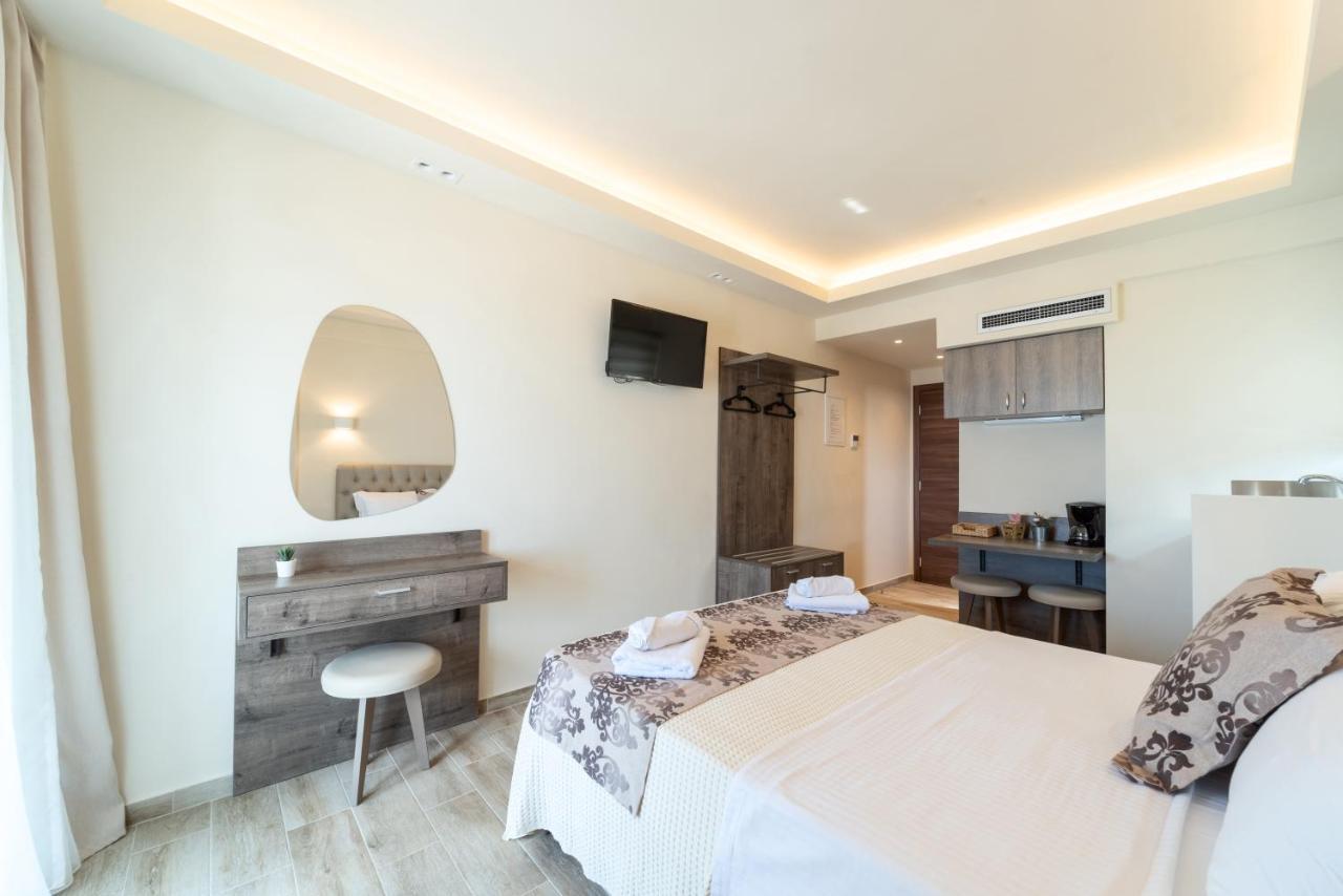 Luxury Plateia Apartment